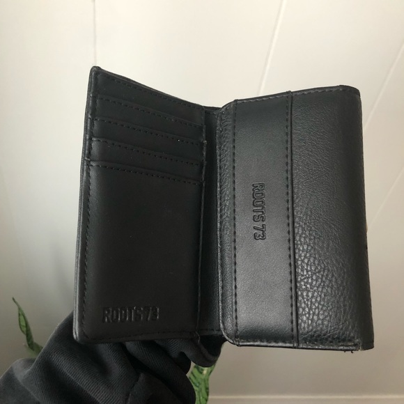 Roots leather wallet - Picture 2 of 4